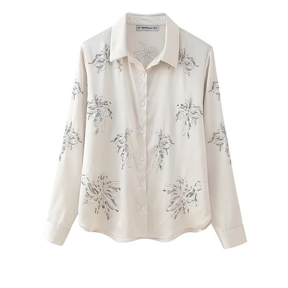 Elegant Cream Button-Up Shirt with Embroidery - Picture 1 of 3